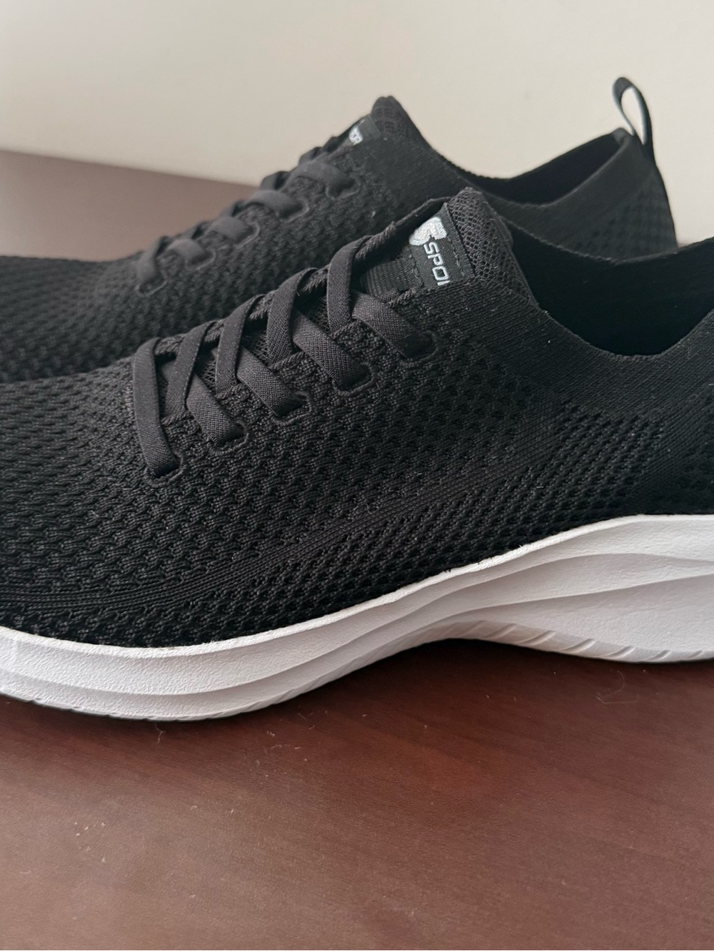 Sporto Men's Black Knit Lace-Up Sneakers with White Sole